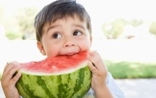 吃瓜吃西瓜视频在线观看,一起在线观看吃瓜吃西瓜视频，感受清凉一夏！