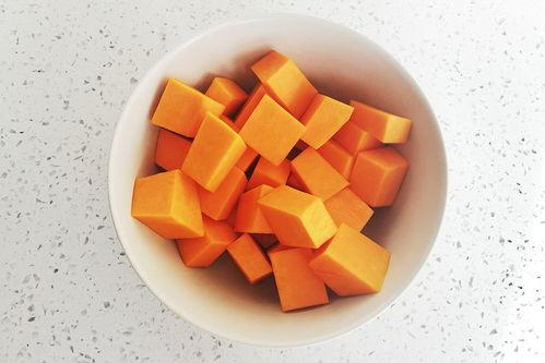 甜品小师傅吃瓜,甜品小师傅的甜蜜瓜界探险记