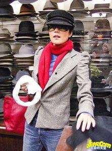 百变阿姨吃瓜打扮,潮流穿搭与趣味生活