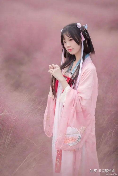 吃瓜女生汉服,吃瓜女生与汉服的时尚邂逅