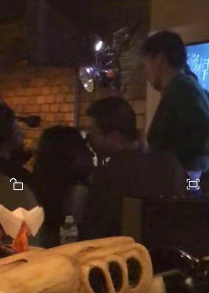 出轨吃瓜博主,吃瓜博主带你直击现场