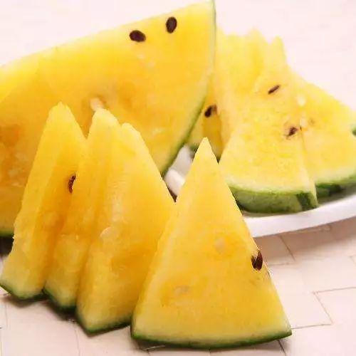 昆明打卡吃瓜地点,瓜果飘香，味蕾之旅