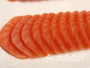 竞秀区吃瓜,瓜果飘香，美食盛宴尽享其中