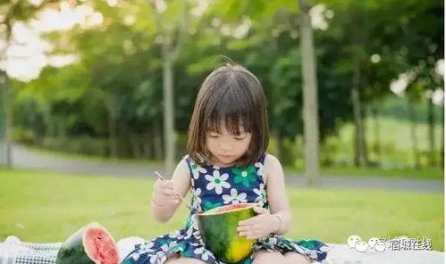 爱自拍群众吃瓜,吃瓜看热闹，记录生活点滴