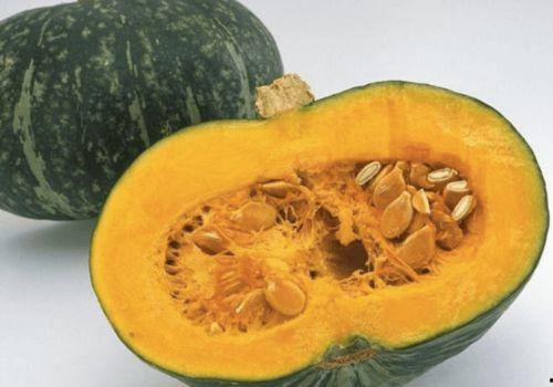 吃瓜保护眼睛,轻松享受美食，守护视力健康